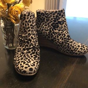 Blowfish ankle boot animal print